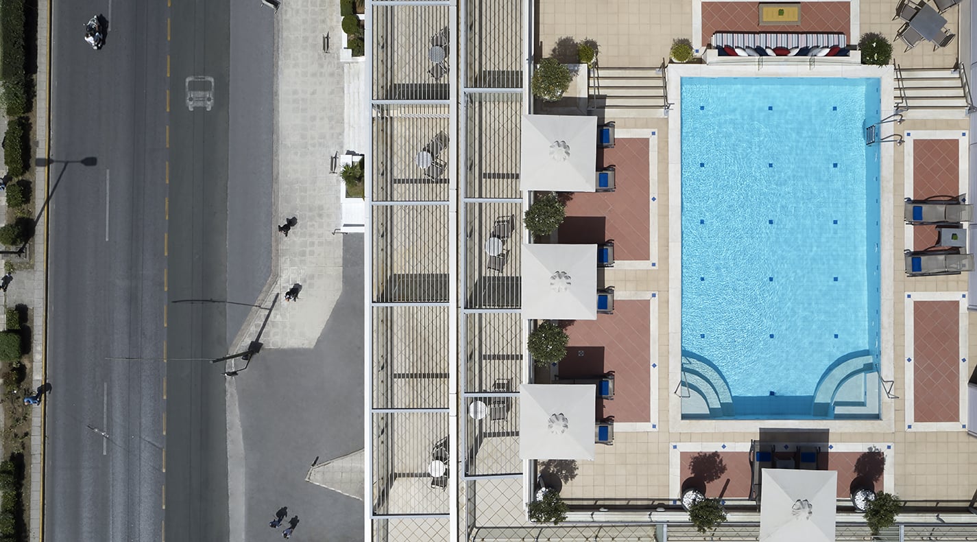 athens-zafolia-hotel-poseidon-pool-bar-17.jpg